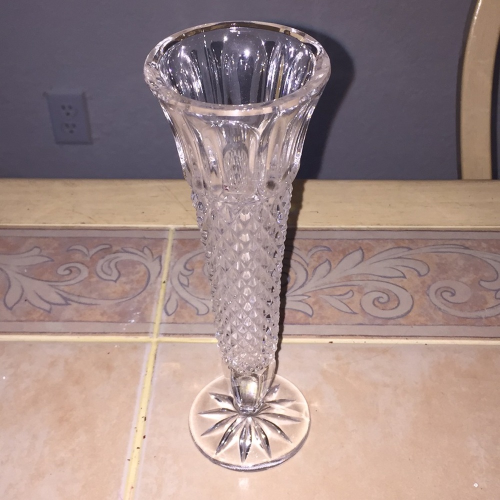 Glass vase